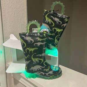 WESTERN CHIEF Kid's Sketch Dino Lighted Waterproof Rain Boot Toddler Size 6